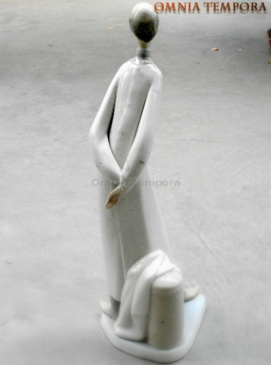 Statua In Ceramica Invetriata Lladro (Spagna) - Dimensione cm 36X14X11